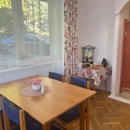 Feniks Guest house